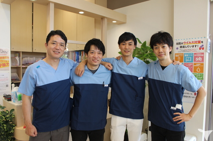 理事長です！（左）