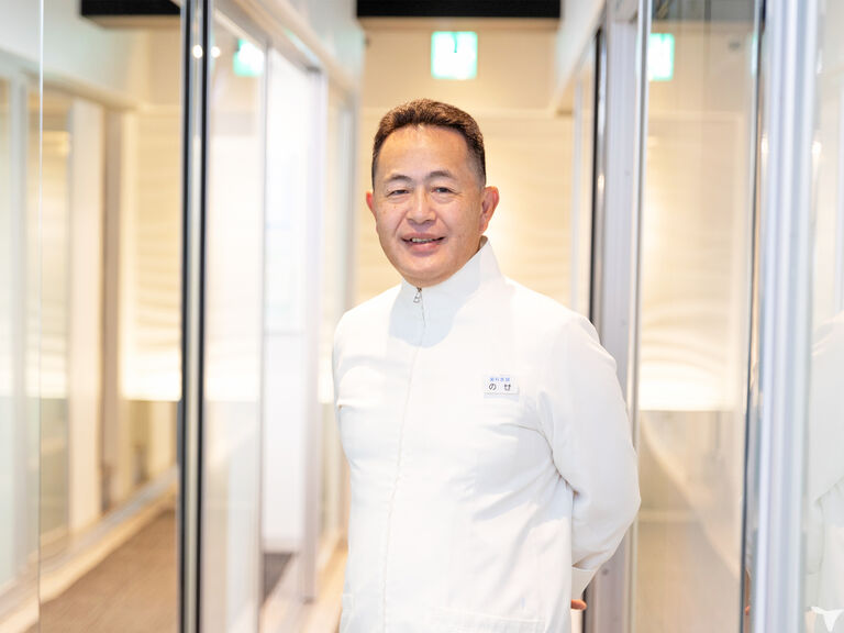 理事長の能勢と申します
