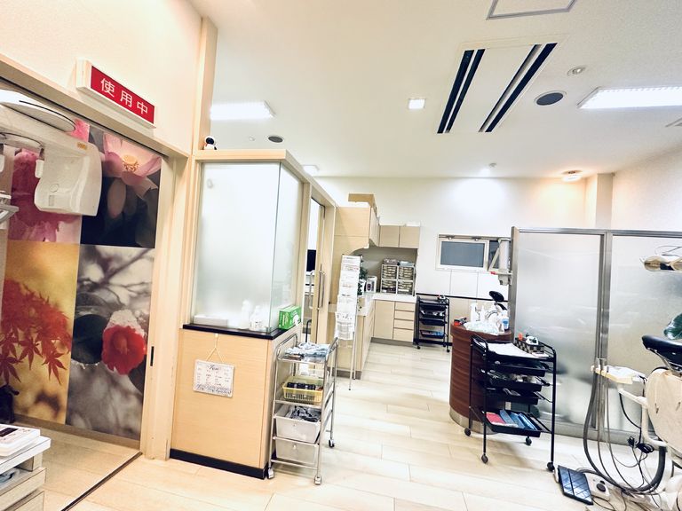 待合室から診療室へ
