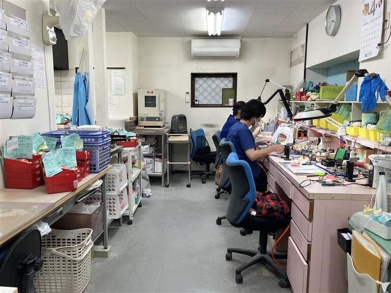 NSデンタルプラザ株式会社の歯科技工士求人の画像（4枚目）