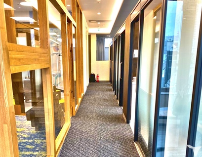 モンブランビル10階です