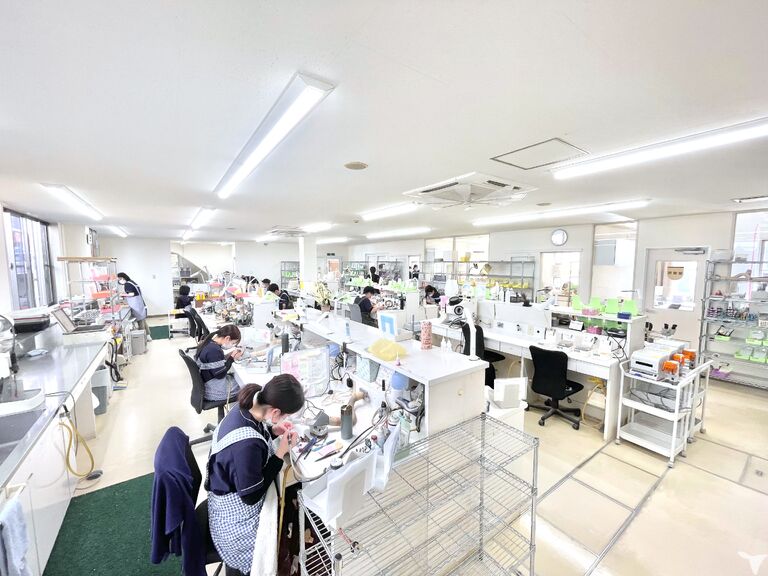 株式会社ワールドラボ　仙台センターの歯科技工士求人の画像（2枚目）