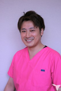院長の岡部保幸です！