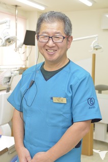 院長の伴場幸信です。