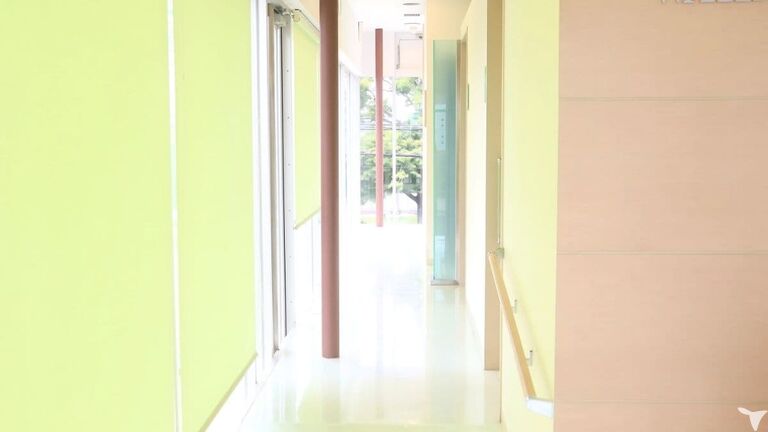 廊下も広々しています