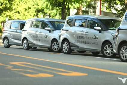 全号車に診療器材を完備