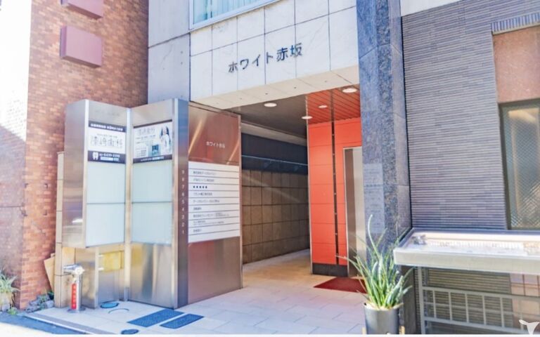 ビル入り口