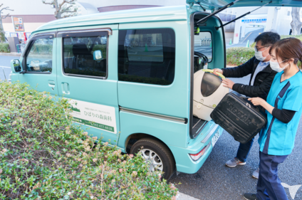 往診専用車両2台