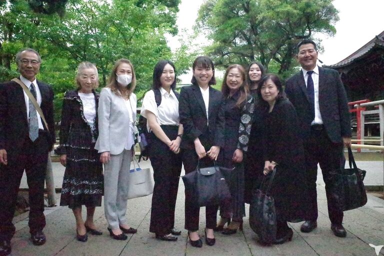 スタッフ集合写真