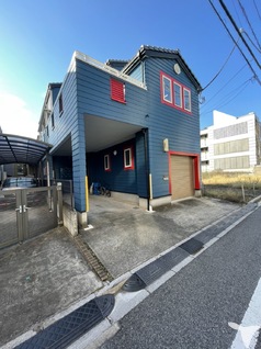 有限会社トラッド