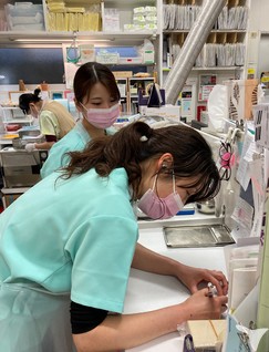 院内備品なども管理
