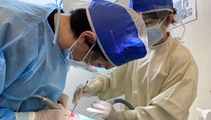 インプラント教授在籍