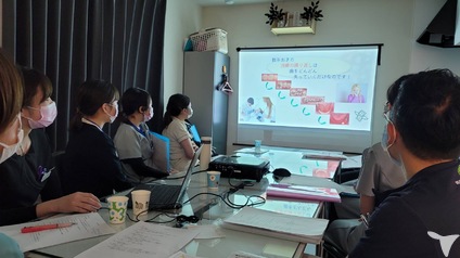 院内研修は勤務時間内