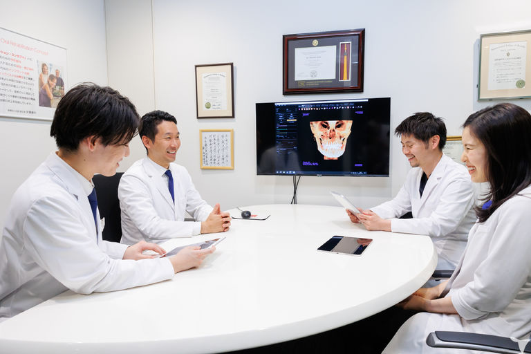 優秀なメンバーと意見交換