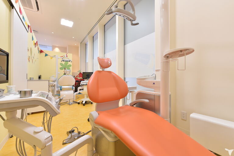 MOREデンタルクリニック  ららぽーと立川立飛の歯科医師求人の画像（2枚目）