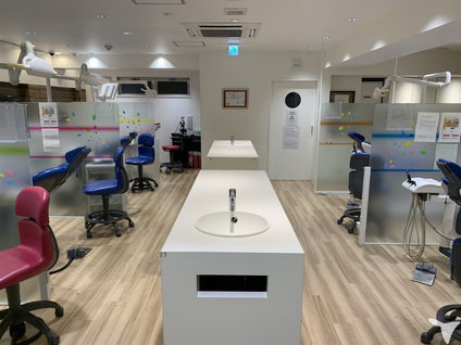 アイランドタイプの診療室