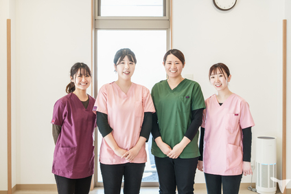 先輩保育スタッフ