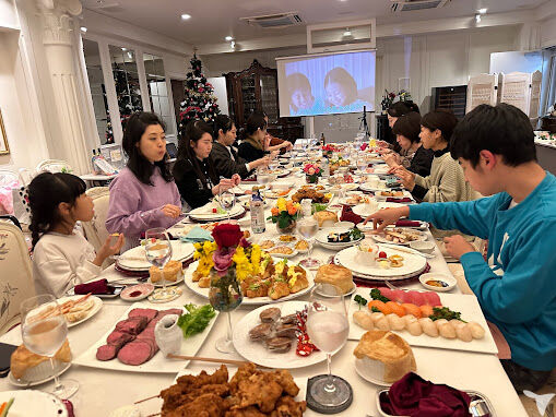 楽しいスタッフ食事会