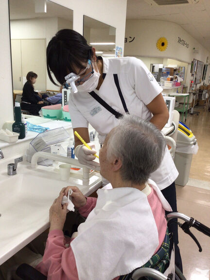 施設での口腔ケア