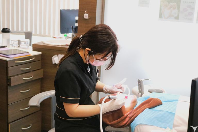 YASUOKA DENTAL OFFICE UMEDAの歯科衛生士求人の画像（3枚目）