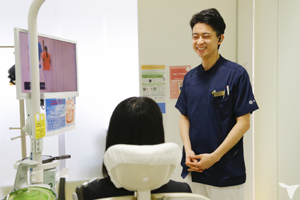 YASUOKA DENTAL OFFICE UMEDAの歯科医師求人の画像（2枚目）