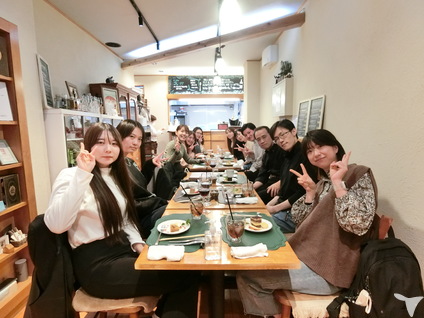 食事会での一場面