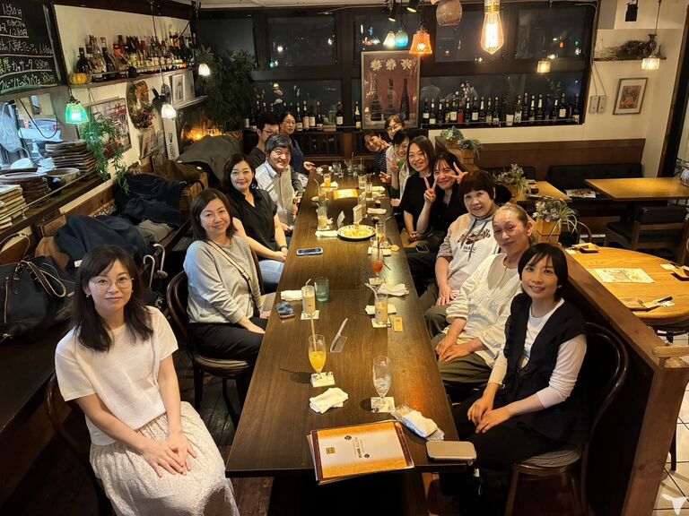 近くの飲食店で歓迎会