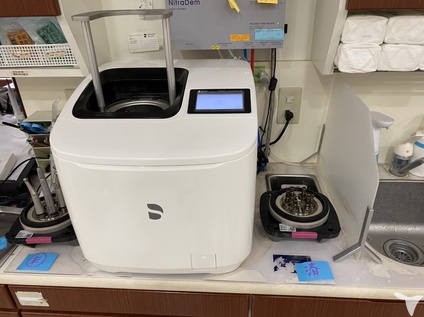 最新の滅菌洗浄器設置