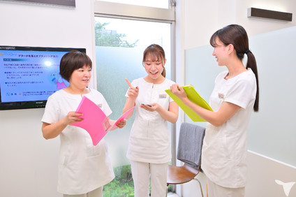 明るい雰囲気で