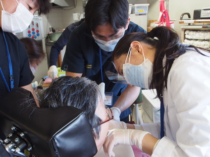チームで訪問します！