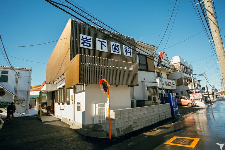 スーパーが隣で便利