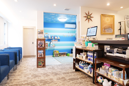 待合室、受付、託児室