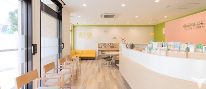 広々とした明るい院内