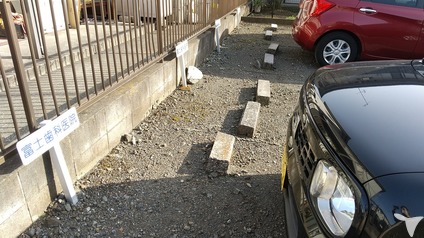 スタッフ専用駐車場