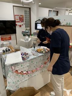 院内忘年会の準備の様子