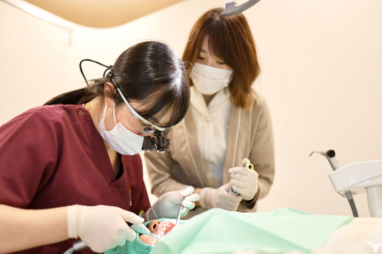 女性歯科医師も多数在籍