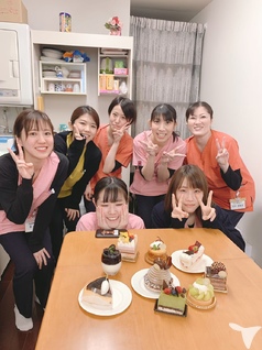 スタッフ誕生日会