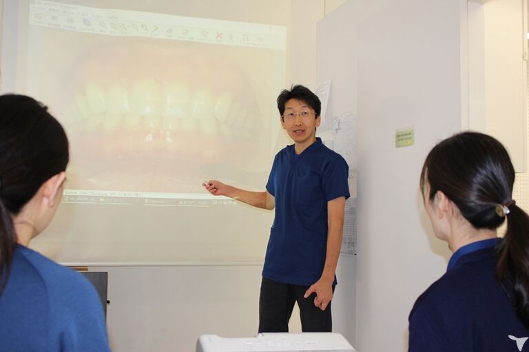 ドクター同士の勉強会あり