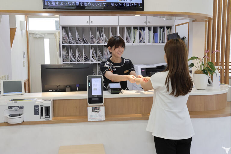 受付も心を込めて…