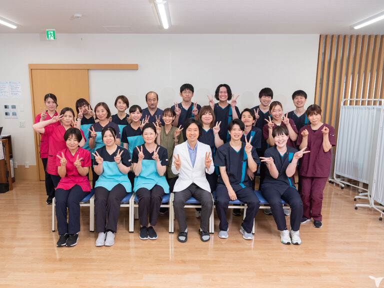 スタッフ集合写真