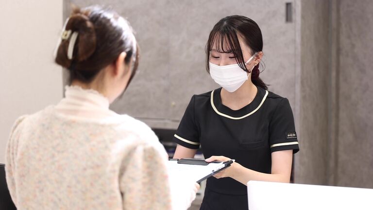 西宮クローバー歯科・矯正歯科の受付求人の画像（2枚目）