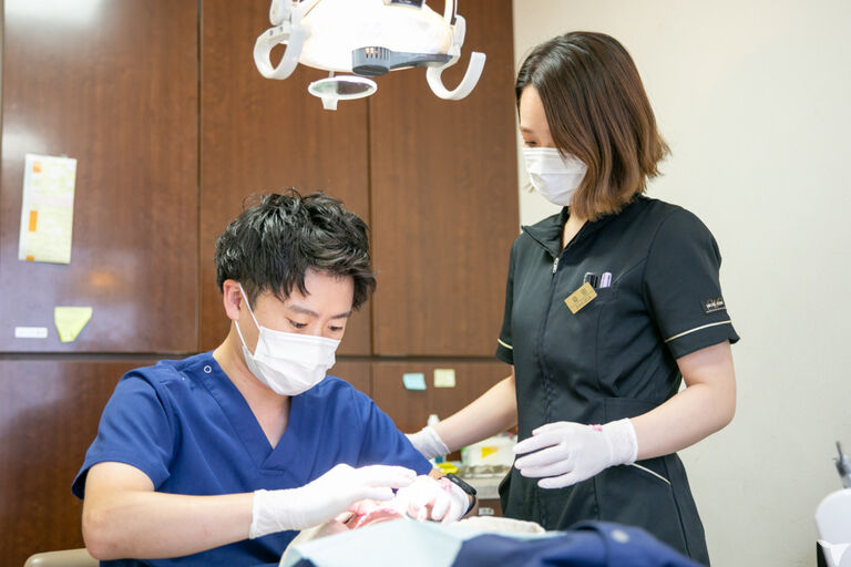医療法人真摯会｜梅田・京橋・淀屋橋エリア6院の歯科助手求人の画像（3枚目）