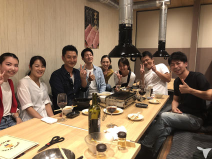 オープニングの食事会です