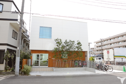 お祝金50 000円 ドリームキッズ なでしこ保育園の保育士求人 正社員 常勤 グッピー