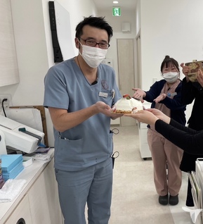 お誕生日ケーキと院長♪