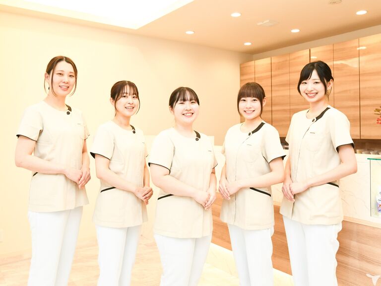 優しい先輩スタッフ