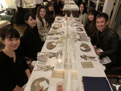 お食事会です。