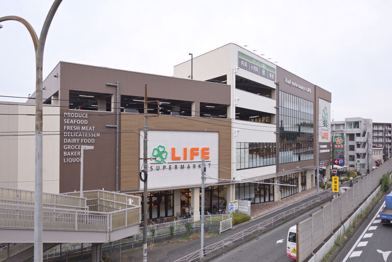 大型スーパー内の歯科医院