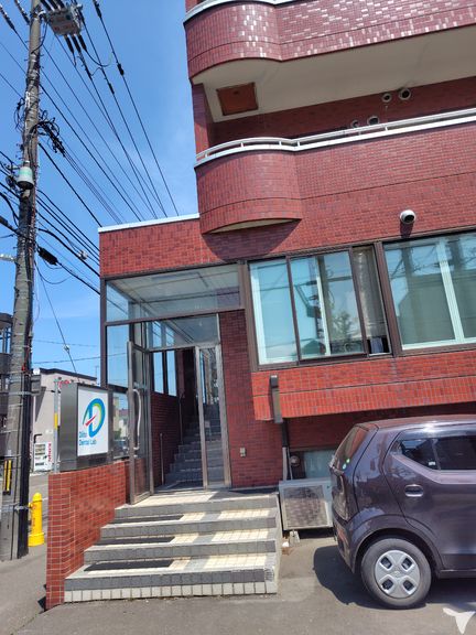 ５階建てマンションの１階