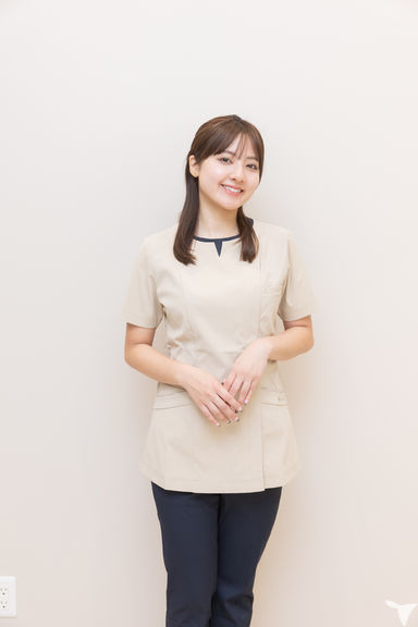 制服はベージュになります